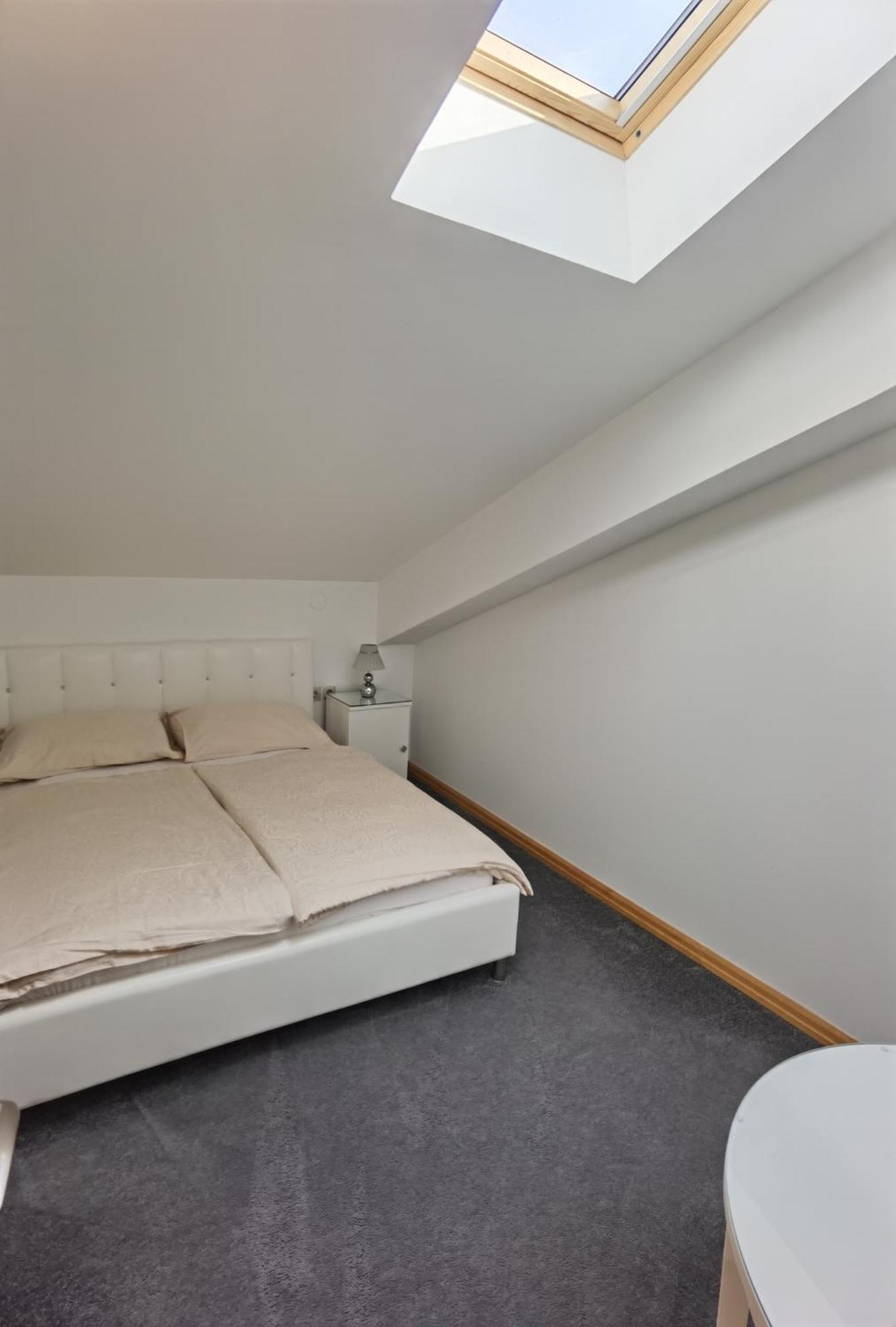 Apartment Skaline Malinska Habitación foto